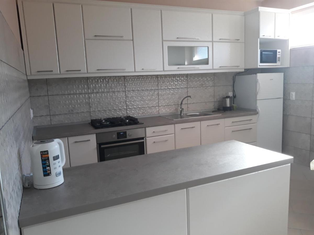 Andi Apartman Pacir Exterior foto